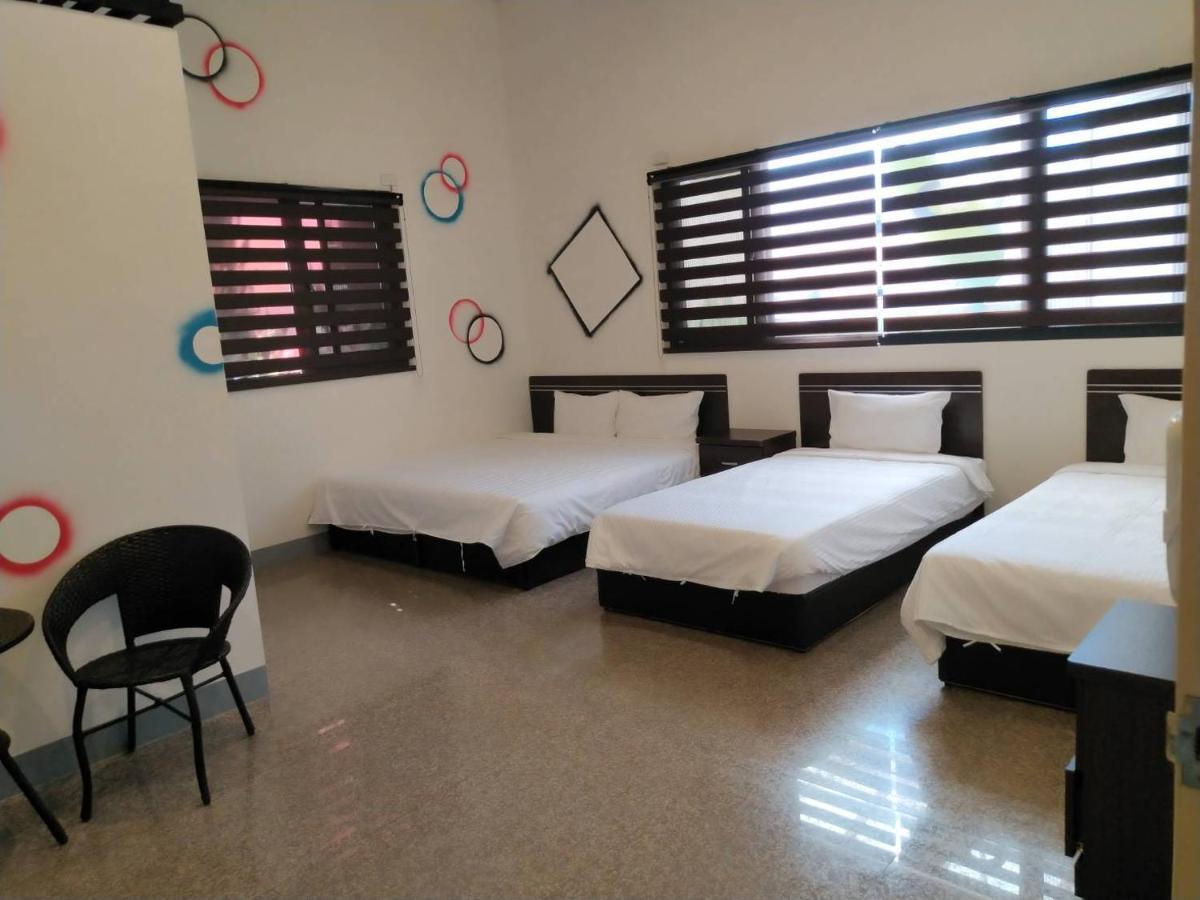 Sun Moon Lake Jinlongshan Bnb Yuchi Exterior photo